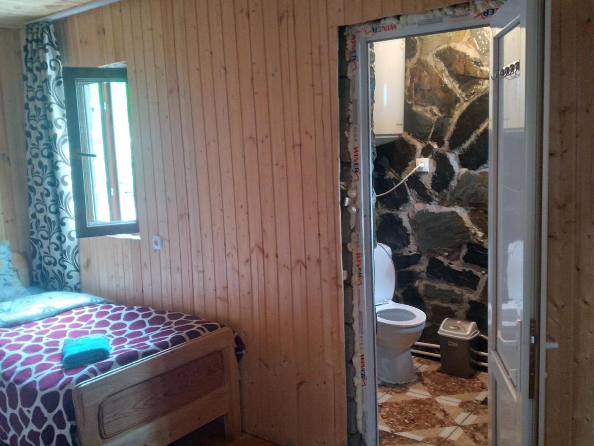 מלון Adishi Stone House Marexi מראה חיצוני תמונה